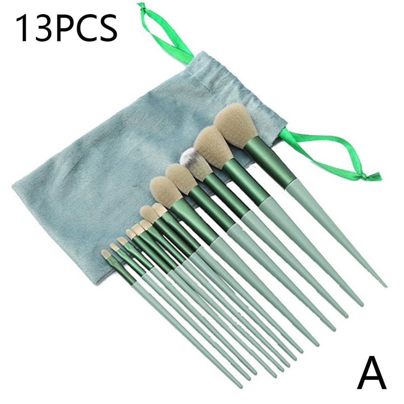 8/13 Four Seasons Green Matcha Green Makeup Brush Set, Includes Cloth Bag, Milk Tea Powder, and Storage Bag; Super Soft Eyeshadow